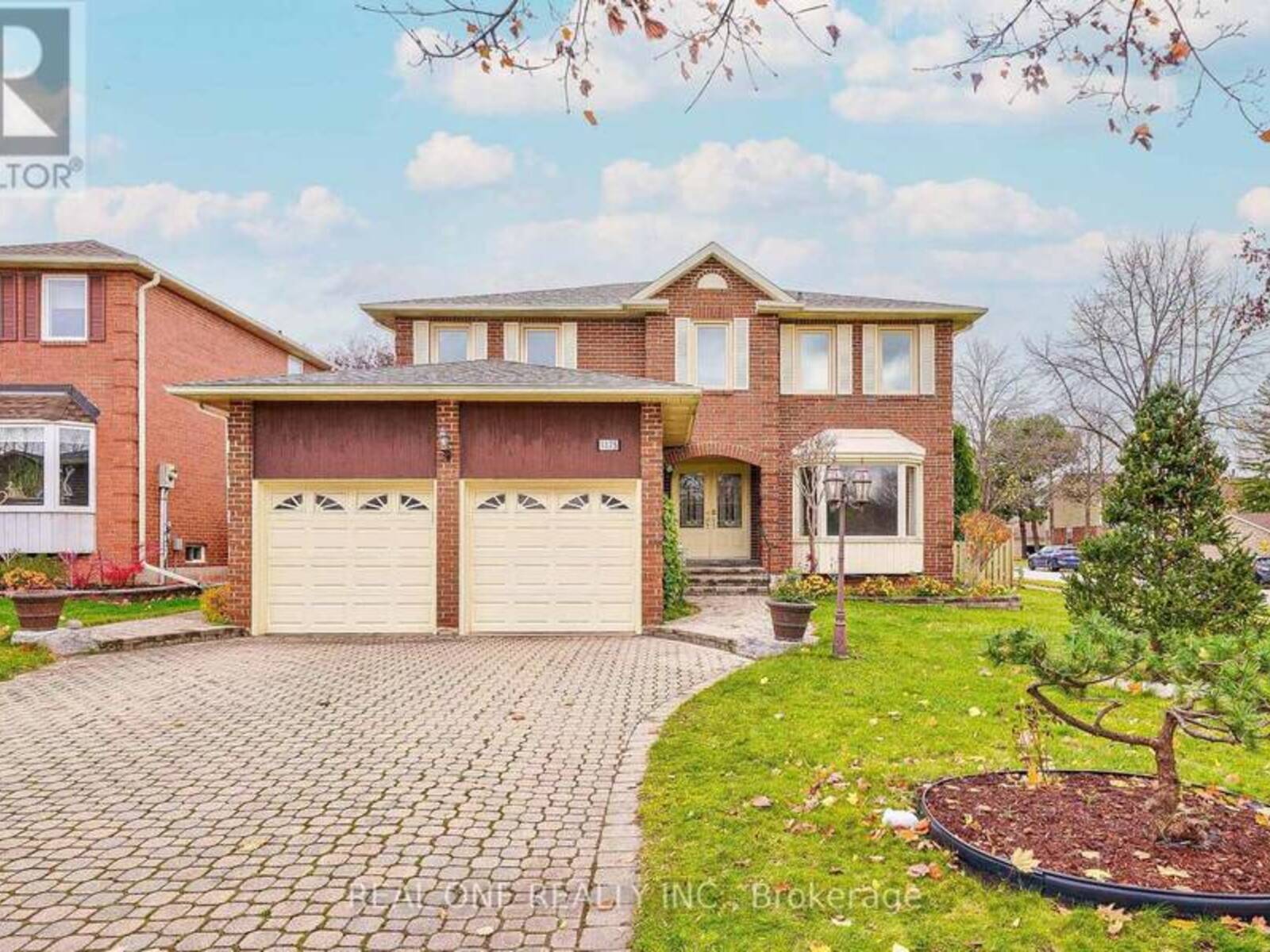 1175 OLD ABBEY LANE, Oakville, Ontario L6M 1M9