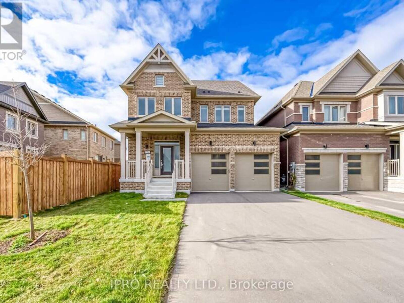 120 WEST OAK TRAIL, Barrie, Ontario L9S 2Z4