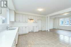 11 - 5 HAMPTON LANE | Barrie Ontario | Slide Image Nine