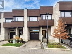 30 - 35 MIDHURST HEIGHTS Hamilton Ontario, L8J 0K9