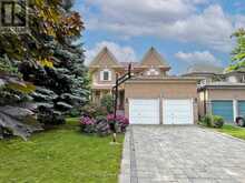 64 BRADGATE DRIVE | Markham Ontario | Slide Image Three