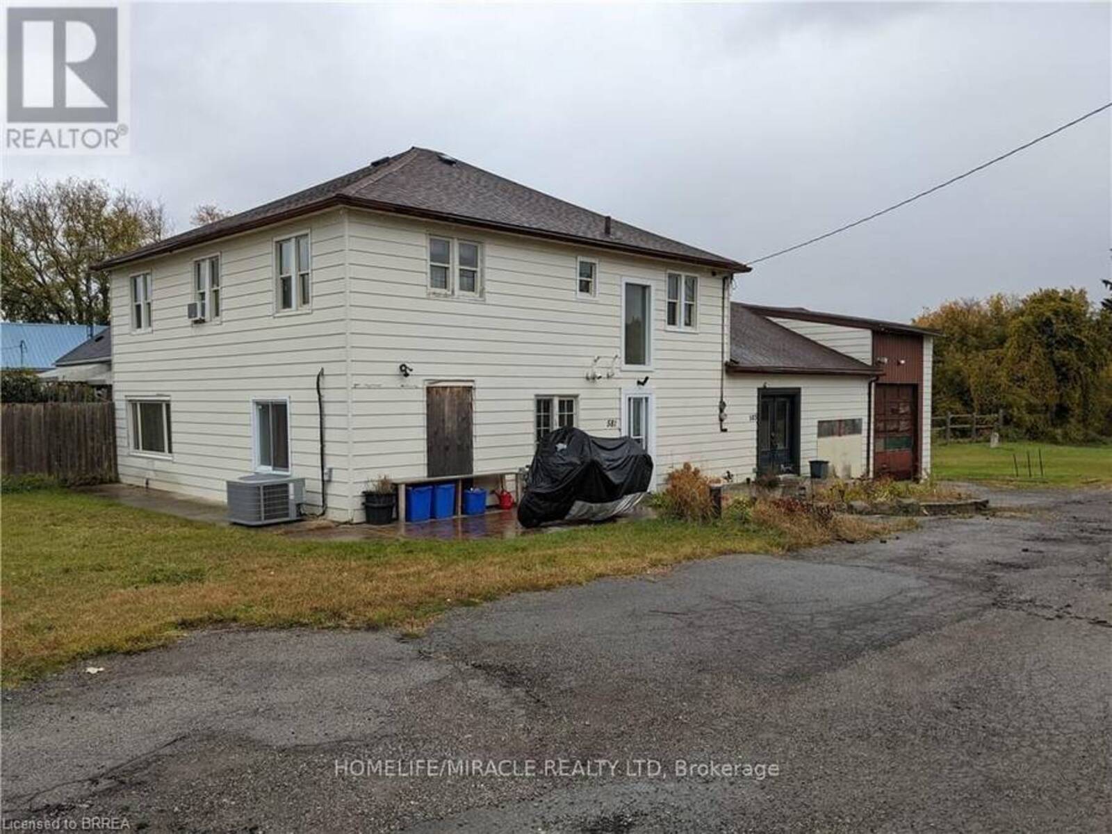 581-583 WEST STREET, Norfolk, Ontario N3Y 4K5