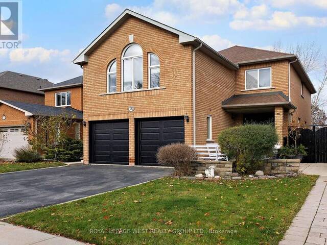 370 ROYALPARK WAY Vaughan Ontario, L4H 1K1