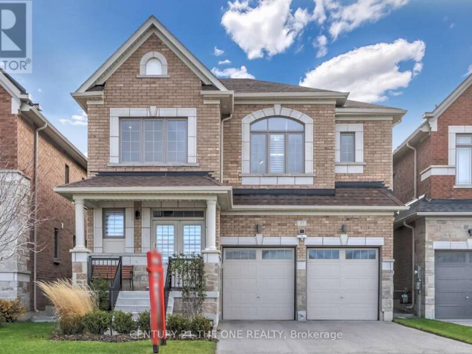 37 CRIMSON KING WAY, East Gwillimbury, Ontario L9N 0V1