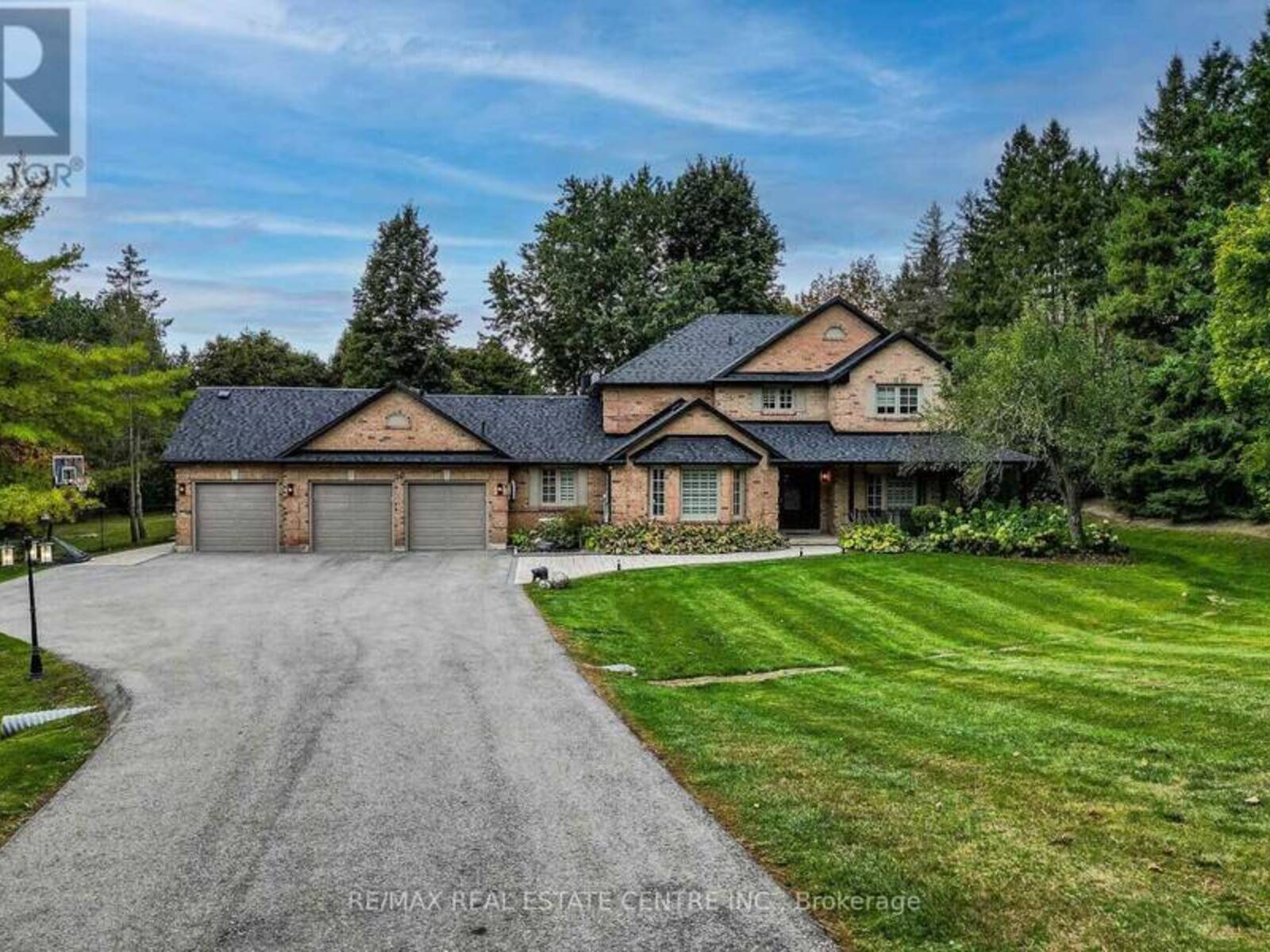 16 HUMBER TRAIL, Caledon, Ontario L7E 0A8