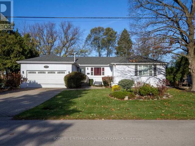 593 WESTVIEW AVENUE Hamilton Ontario, L9G 1N8