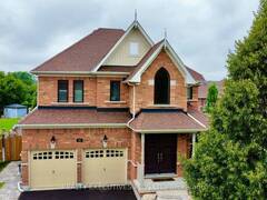 32 BOYCES CREEK COURT Caledon Ontario, L7C 3S2