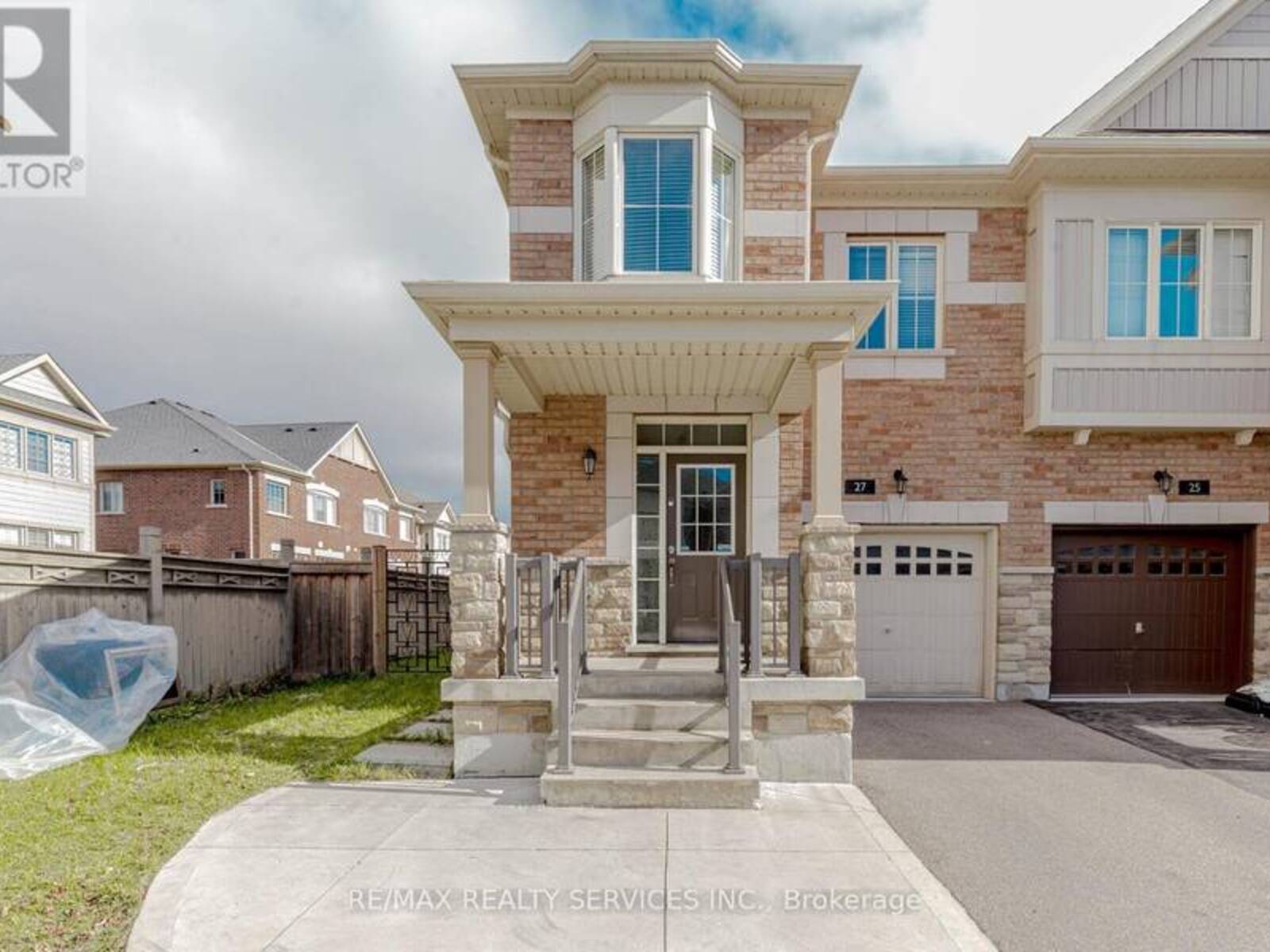 27 BIDDENS SQUARE, Brampton, Ontario L6P 3P9