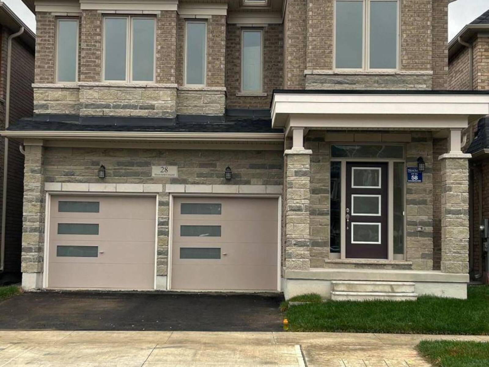 28 BLOOMFIELD CRESCENT, Cambridge, Ontario N1T 0G2