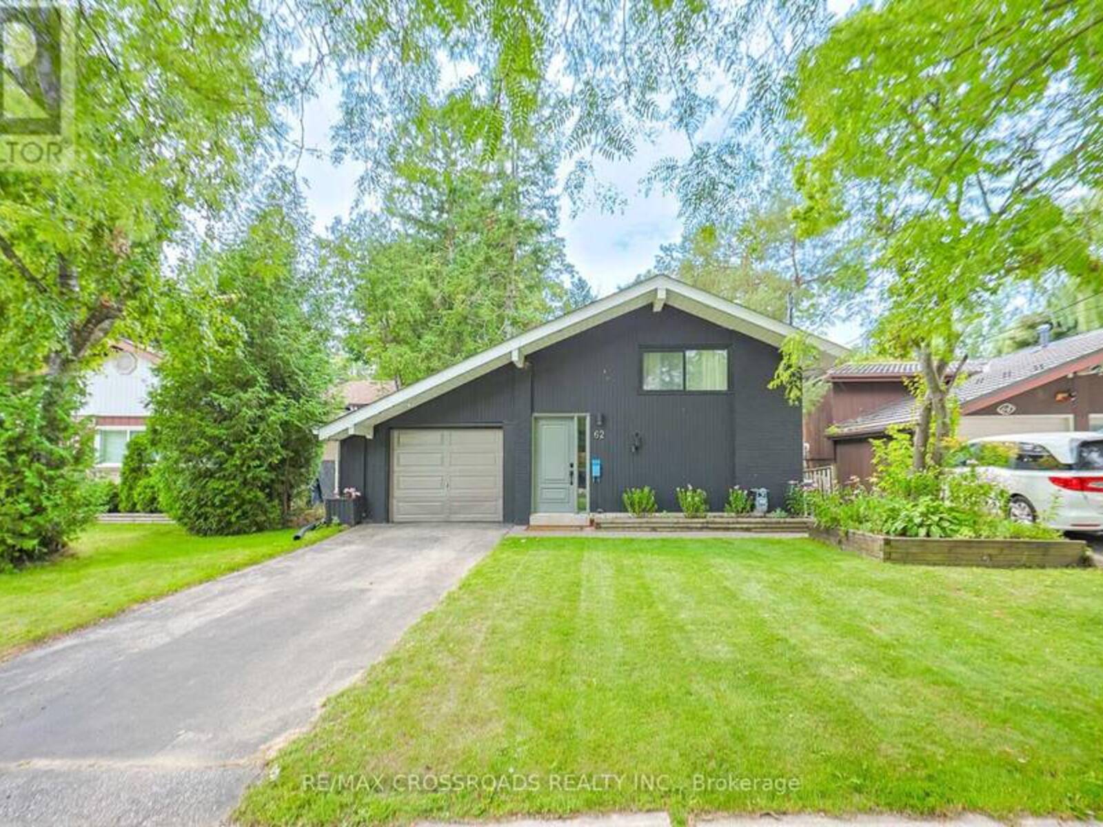 62 NORTHFIELD ROAD, Toronto, Ontario M1G 2H4