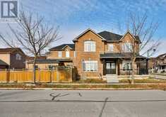 38 SHADY OAKS AVENUE | Markham Ontario | Slide Image Two