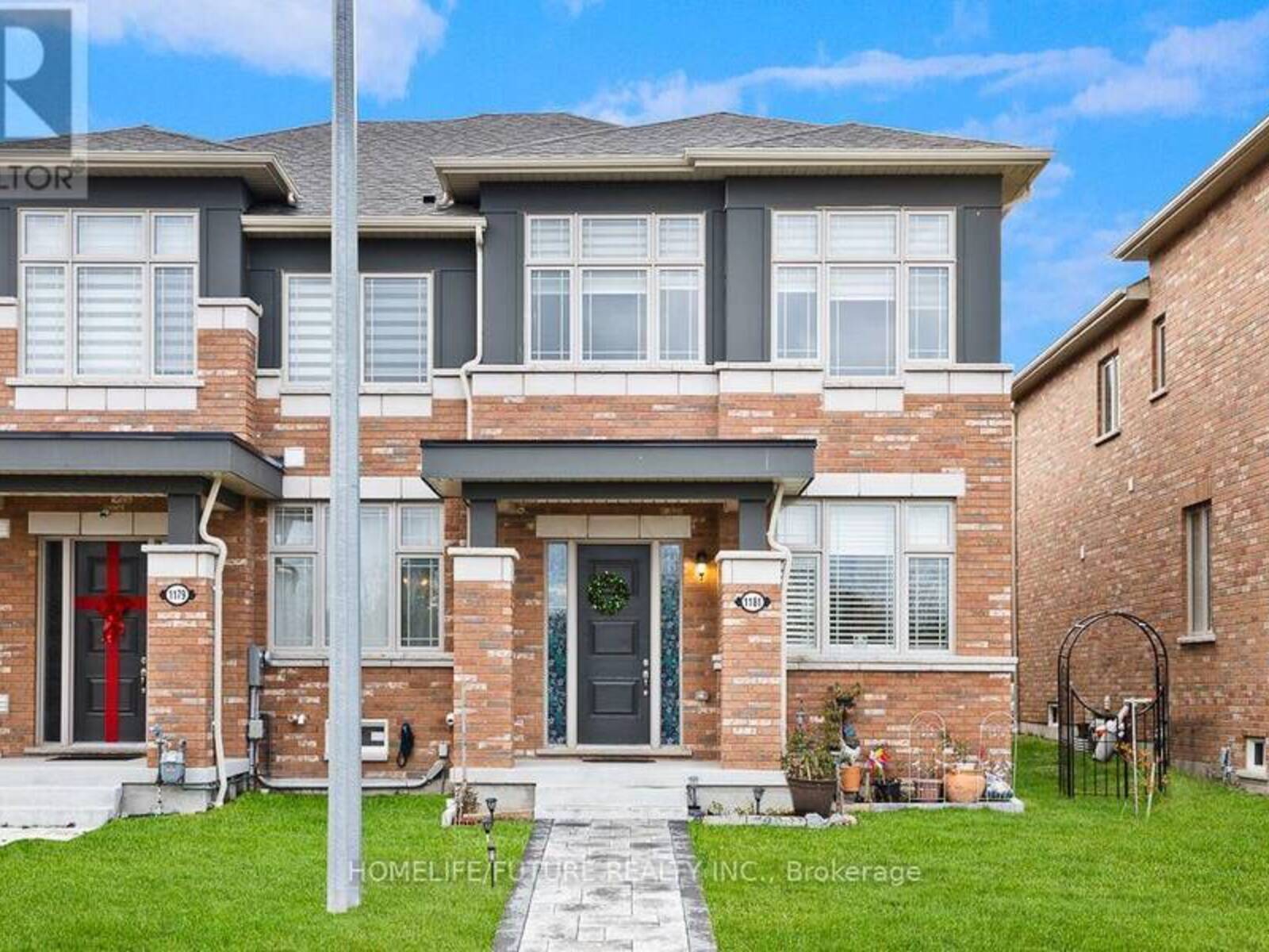 1181 CALIPER LANE, Pickering, Ontario L1S 0H1