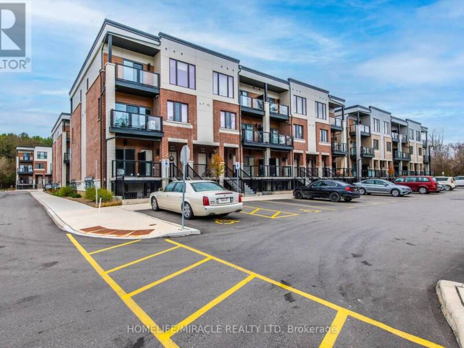 118 - 25 ISHERWOOD AVENUE, Cambridge, Ontario N1R 0E2