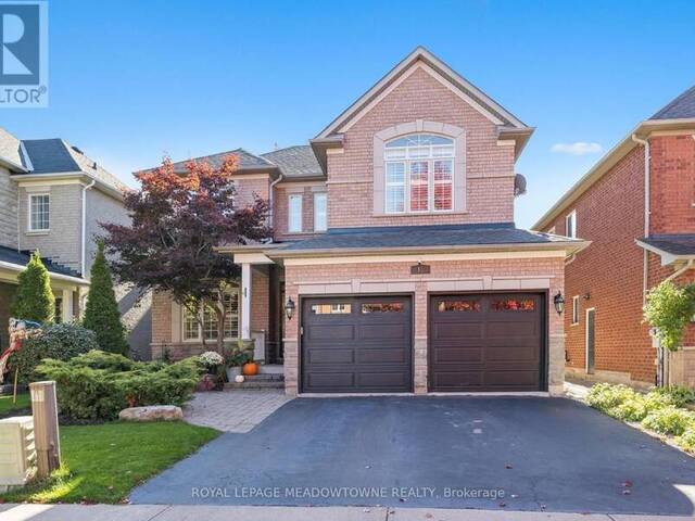 18 NORTH RIDGE CRESCENT Halton Hills Ontario, L7G 6E1