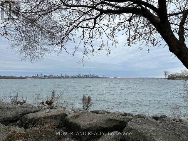 425 - 80 MARINE PARADE DRIVE Toronto Ontario, M8V 0A3 - 2 Bedrooms Waterfront Condo For Sale