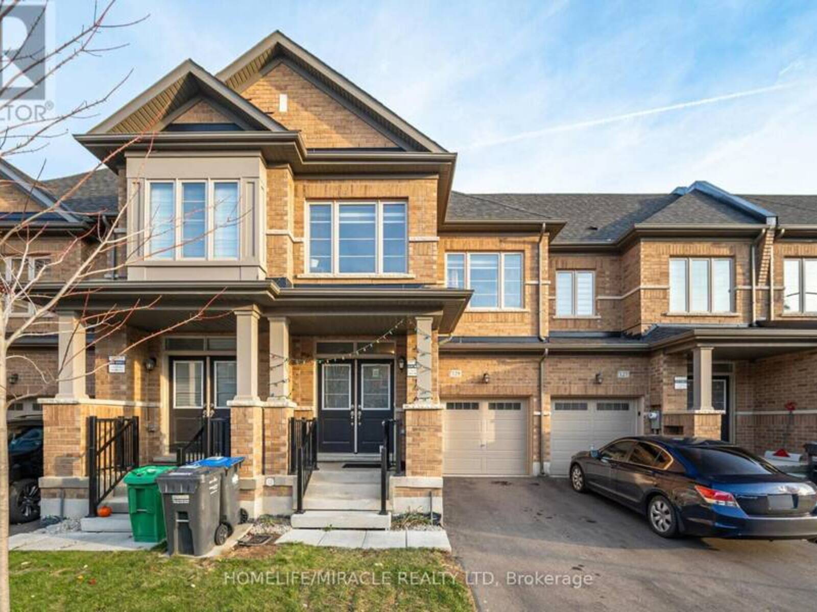 129 ADVENTURA ROAD, Brampton, Ontario L7A 5A7