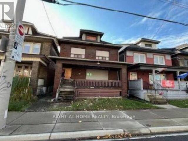 558 CANNON STREET E Hamilton Ontario, L8L 2G3