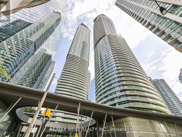 4707 - 14 YORK STREET Toronto Ontario, M5J 0B1