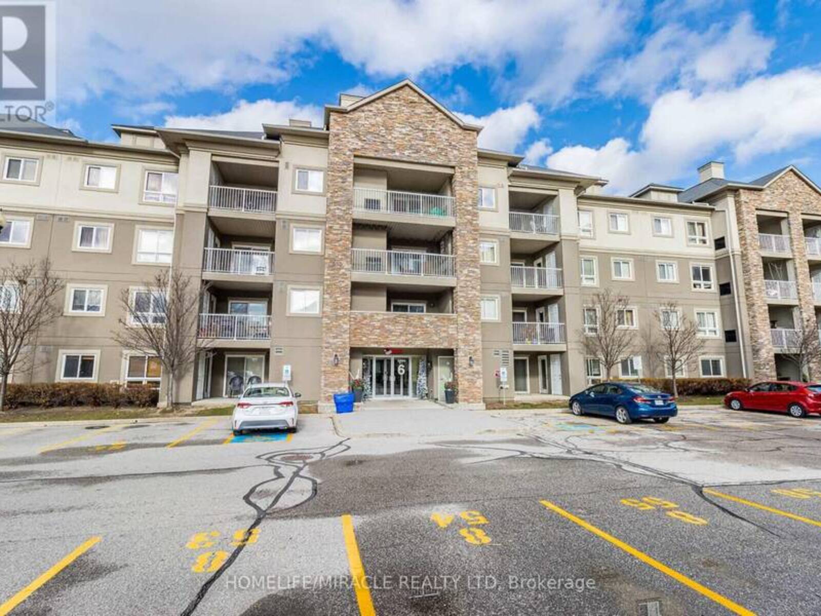 2402 - 6 DAYSPRING CIRCLE, Brampton, Ontario L6P 2Z6