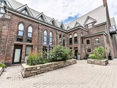 TH7 - 40 WESTMORELAND AVENUE Toronto Ontario, M6H 2Z7