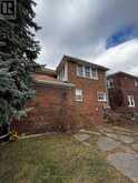 589 GILES BOULEVARD W | Windsor Ontario | Slide Image Four