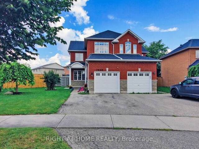 7650 BLACK WALNUT TRAIL Mississauga Ontario, L5N 8A7