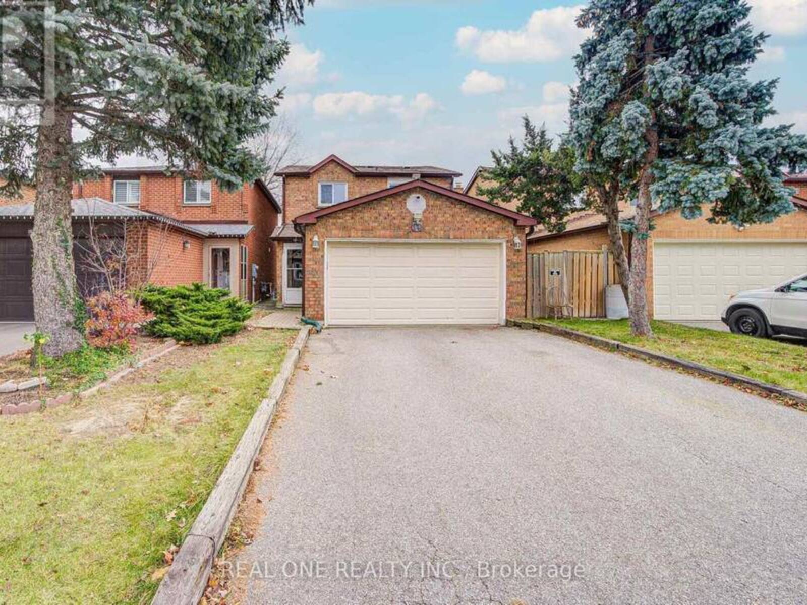 19 DUNBAR CRESCENT, Markham, Ontario L3R 6W9