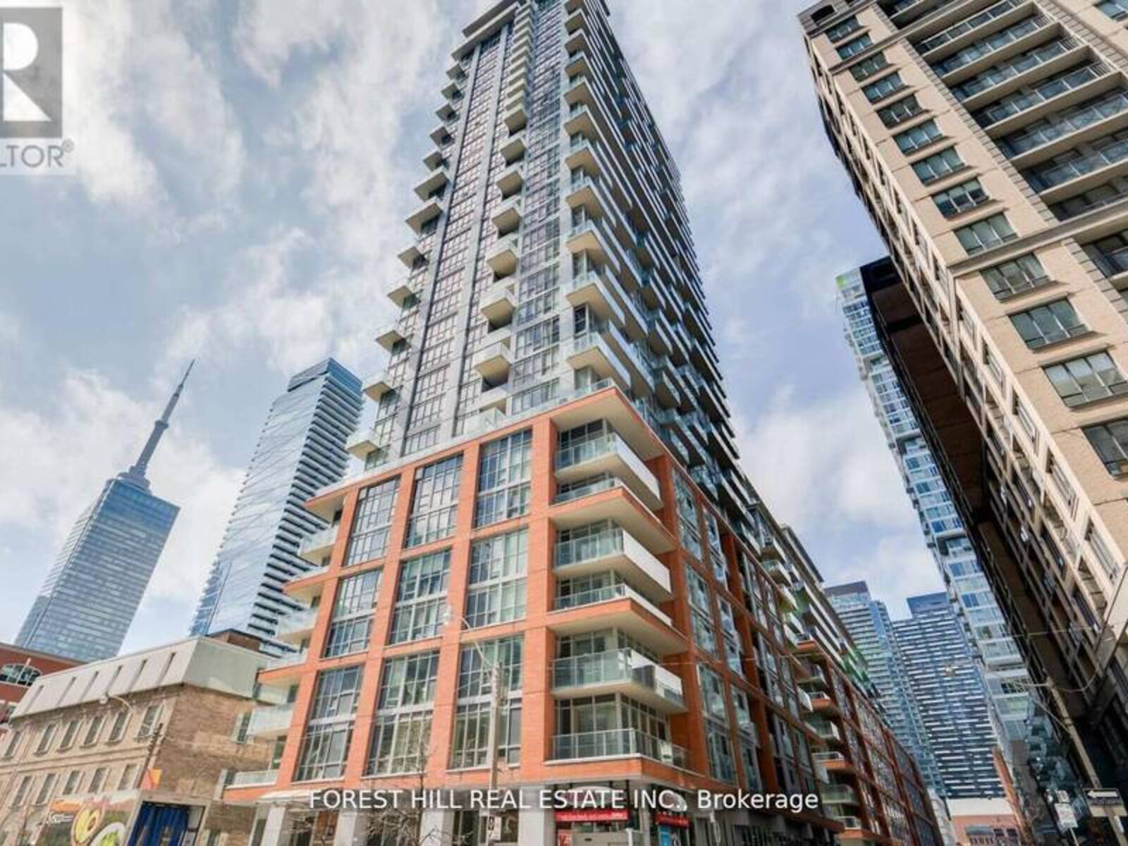 2607 - 126 SIMCOE STREET, Toronto, Ontario M5V 1T8