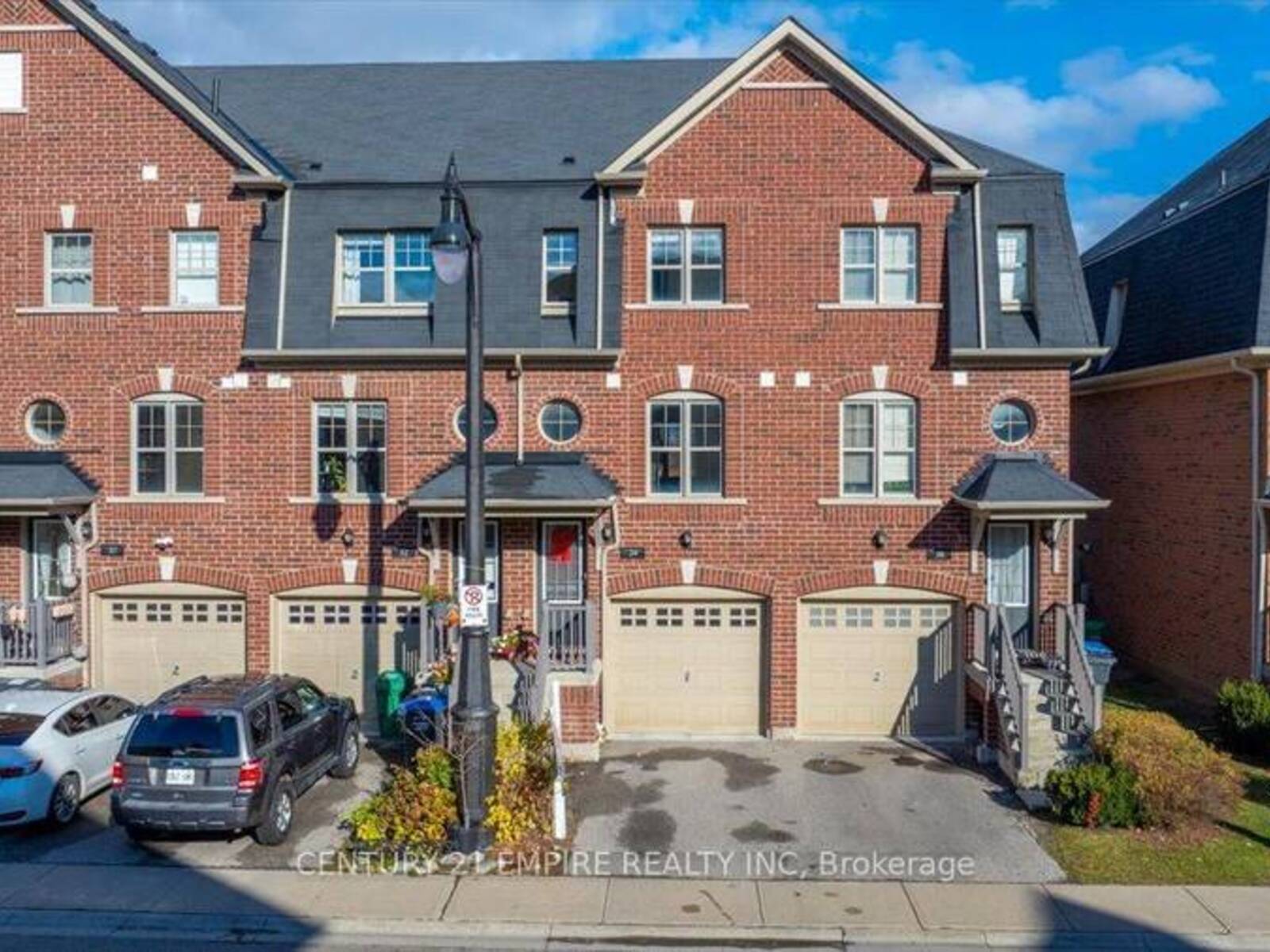 34 BATTALION ROAD, Brampton, Ontario L7A 4B6