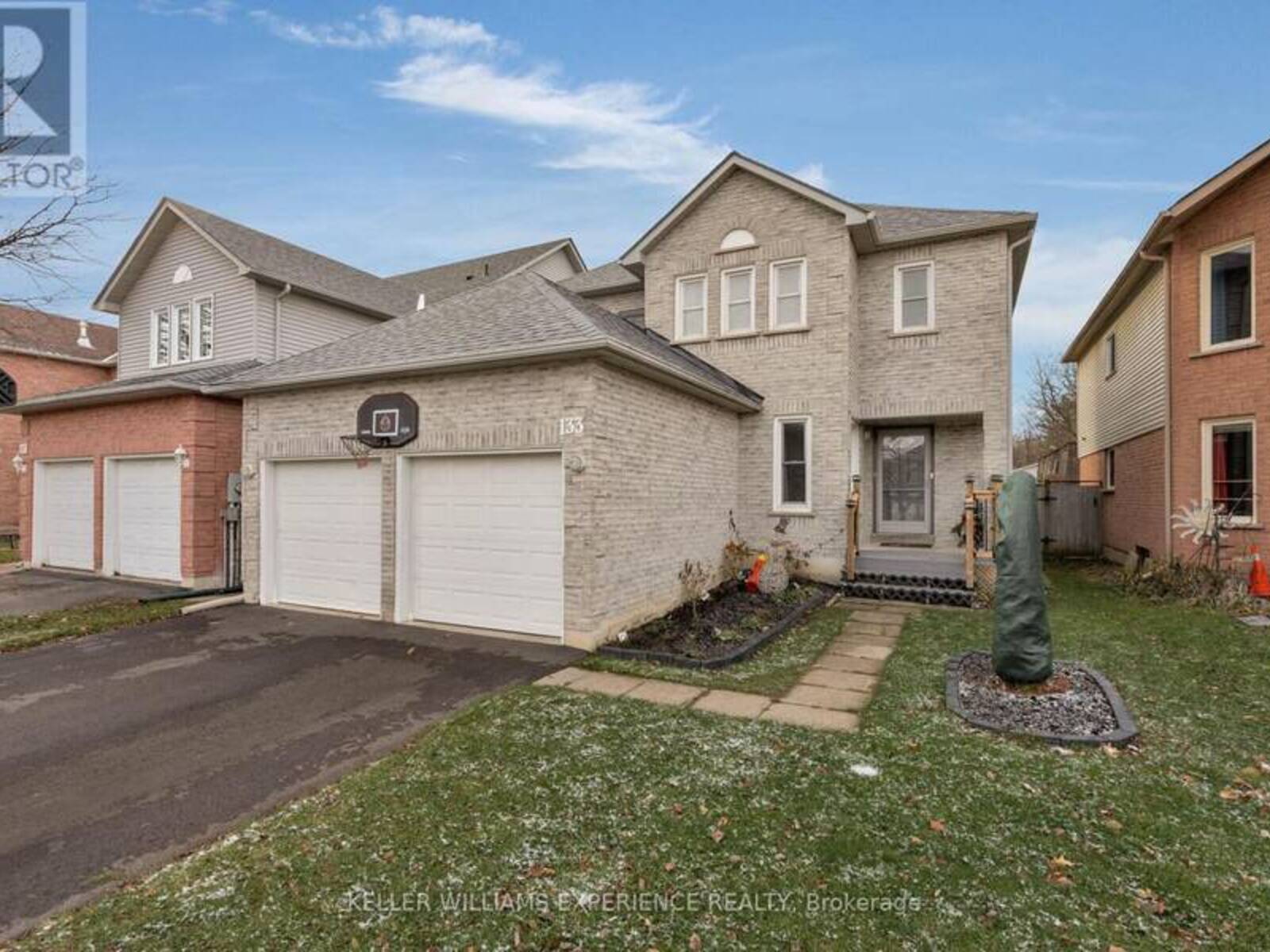 133 CARDINAL STREET, Barrie, Ontario L4M 6G2