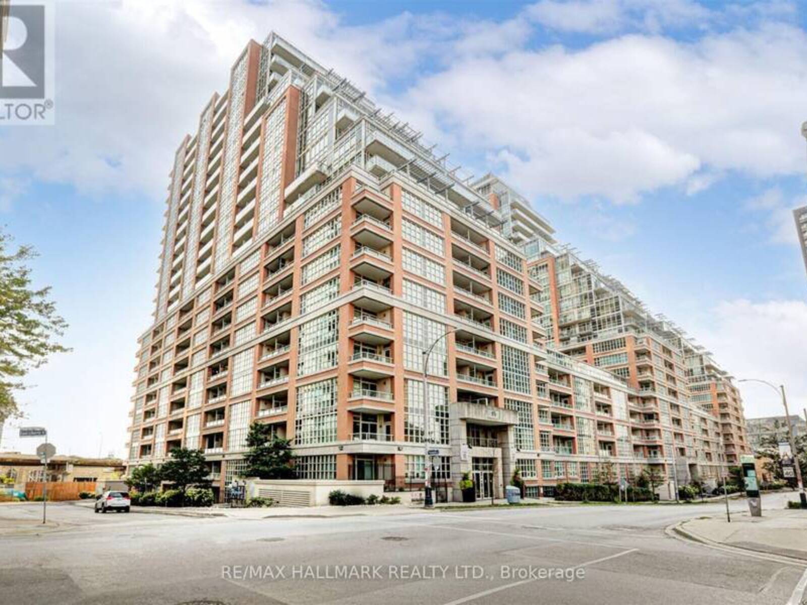 613 - 65 EAST LIBERTY STREET, Toronto, Ontario M6K 3R2