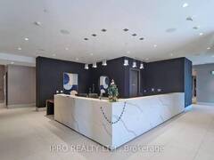 1821 - 2550 SIMCOE STREET W Oshawa Ontario, L1L 0R5