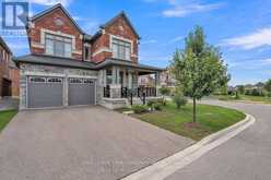 33 PRAIRIE GRASS CRESCENT | East Gwillimbury Ontario | Slide Image Two