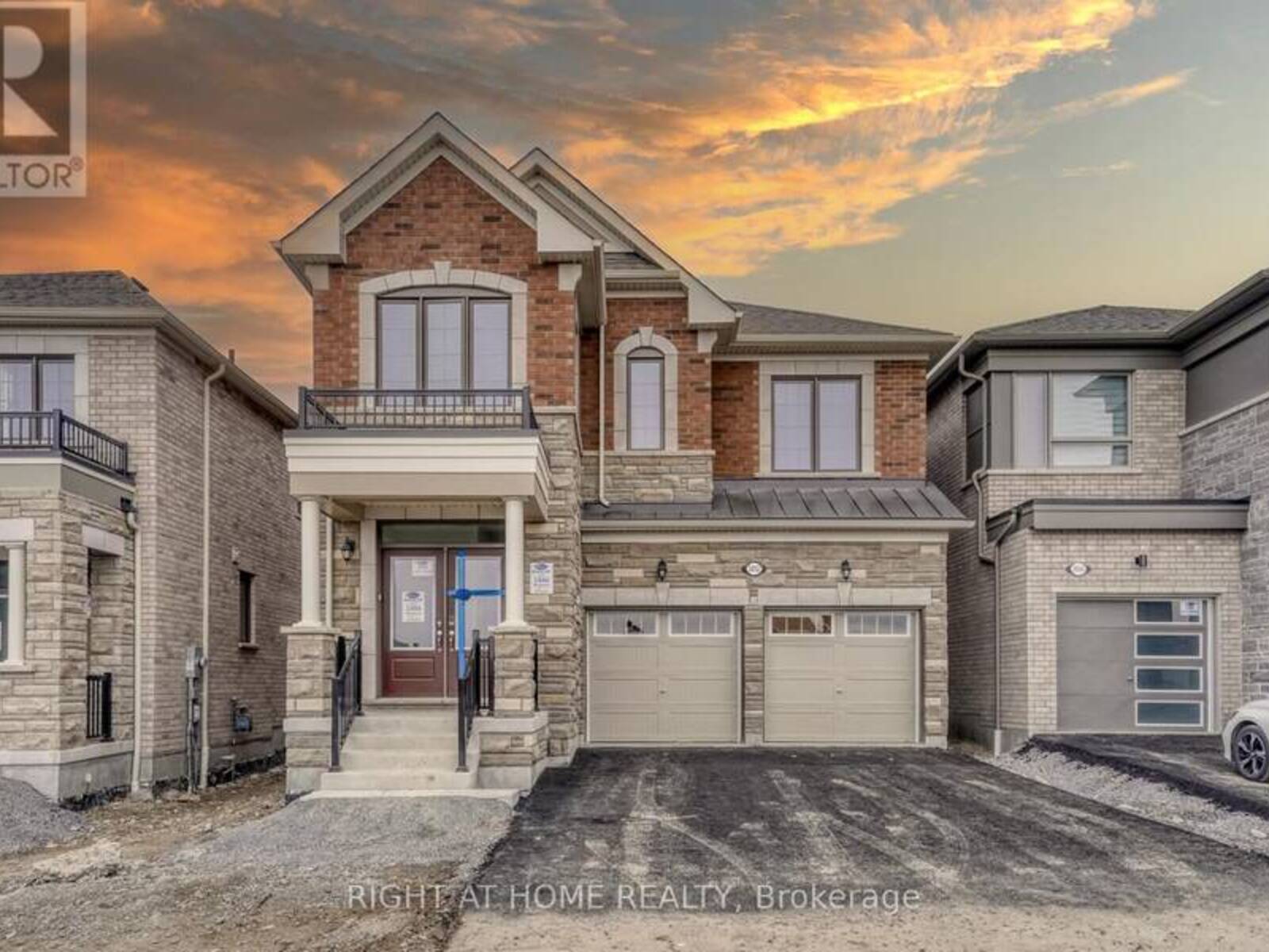 3092 PAPERBIRCH TRAIL, Pickering, Ontario L1X 0N9