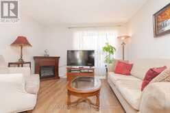 26 CANDLEWOOD COURT | Brampton Ontario | Slide Image Eight