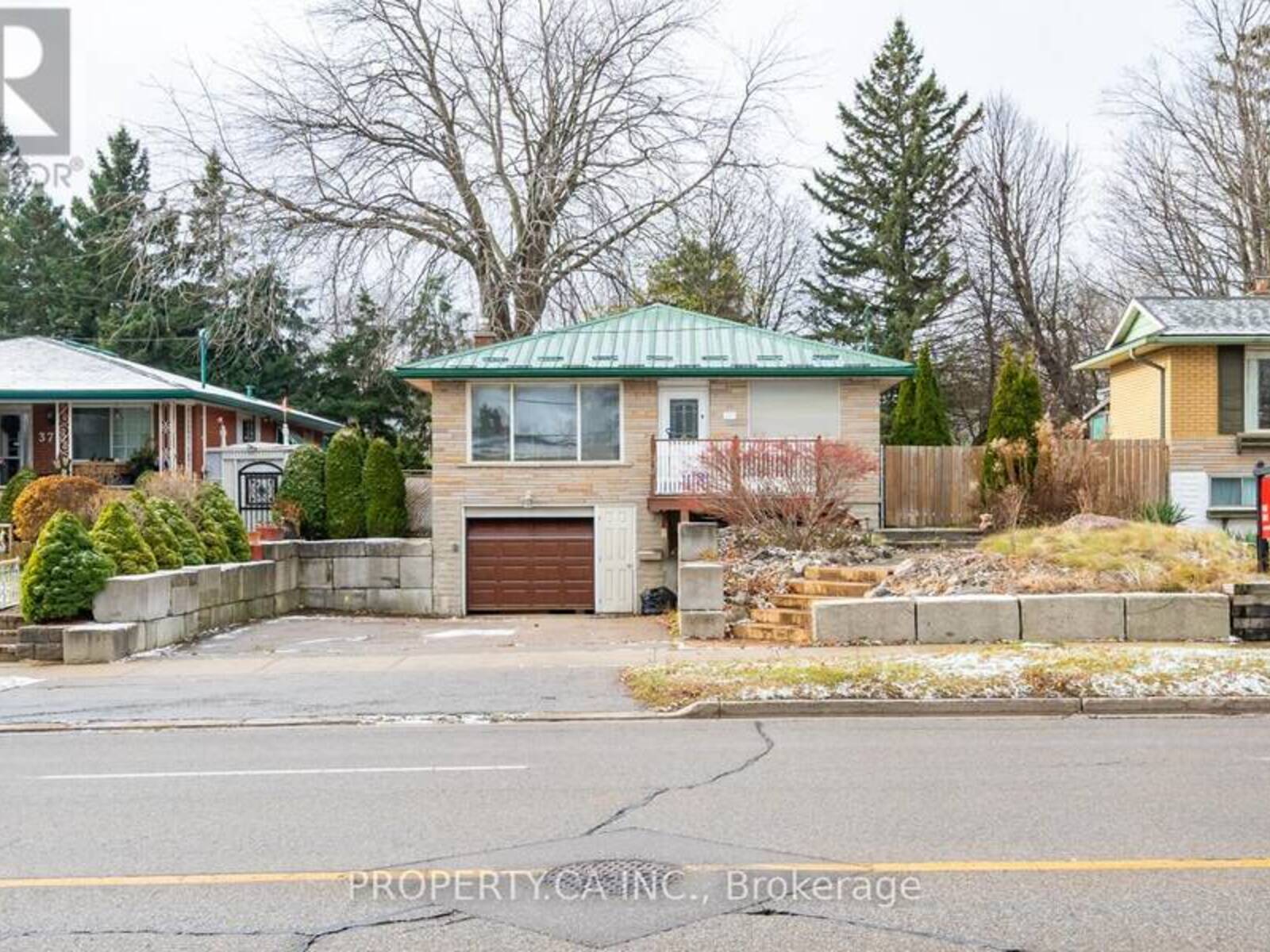 371 WESTMOUNT ROAD E, Kitchener, Ontario N2M 4Z3