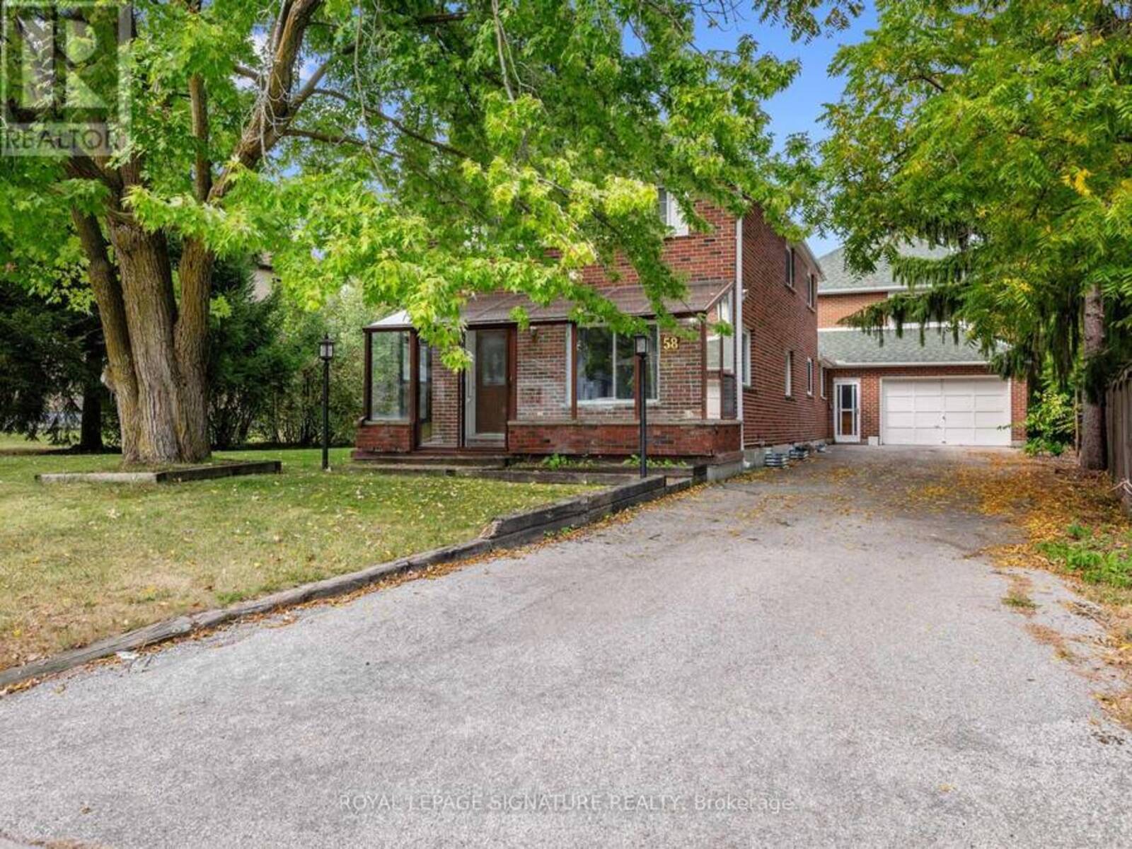 58A OXFORD STREET, Richmond Hill, Ontario L4C 4L5