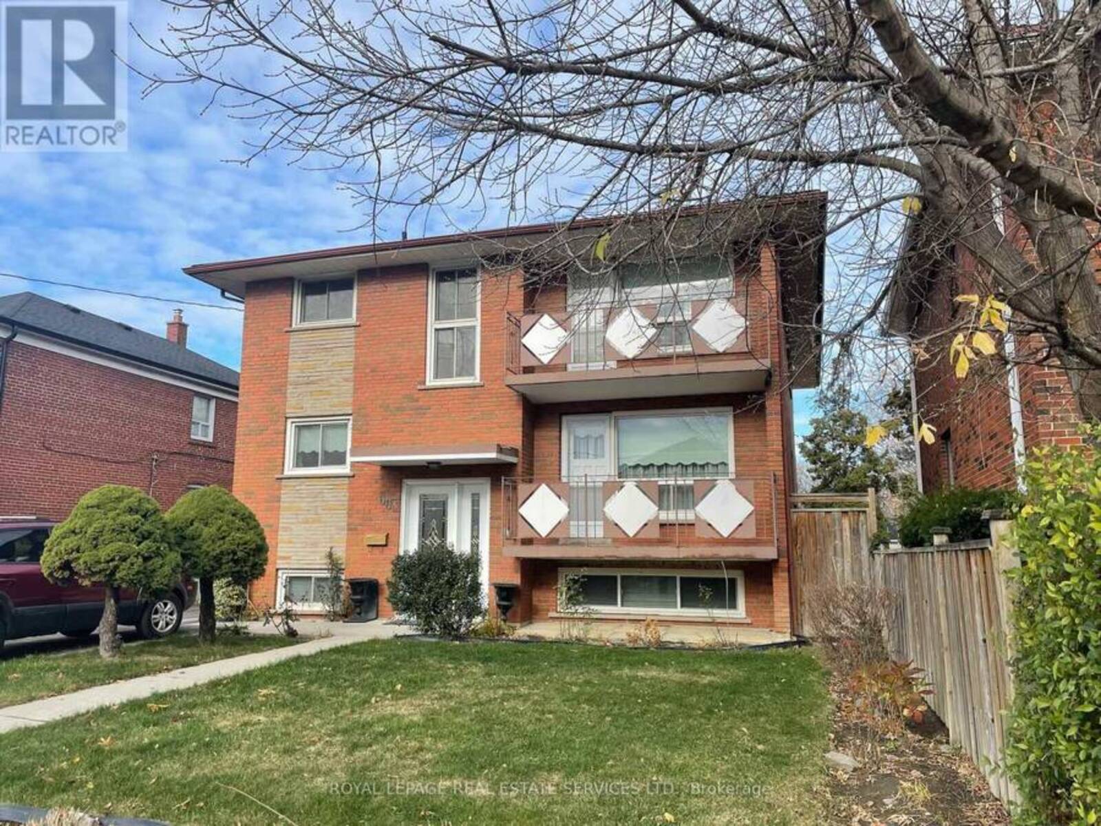 66 EVANS AVENUE, Toronto, Ontario M8Z 1H6