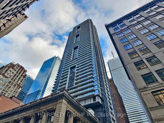 5206 - 70 TEMPERANCE STREET Toronto Ontario, M5H 0B1 - 2 Bedrooms Condo For Sale