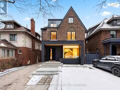 127 WELLAND AVENUE Toronto Ontario, M4T 2J4