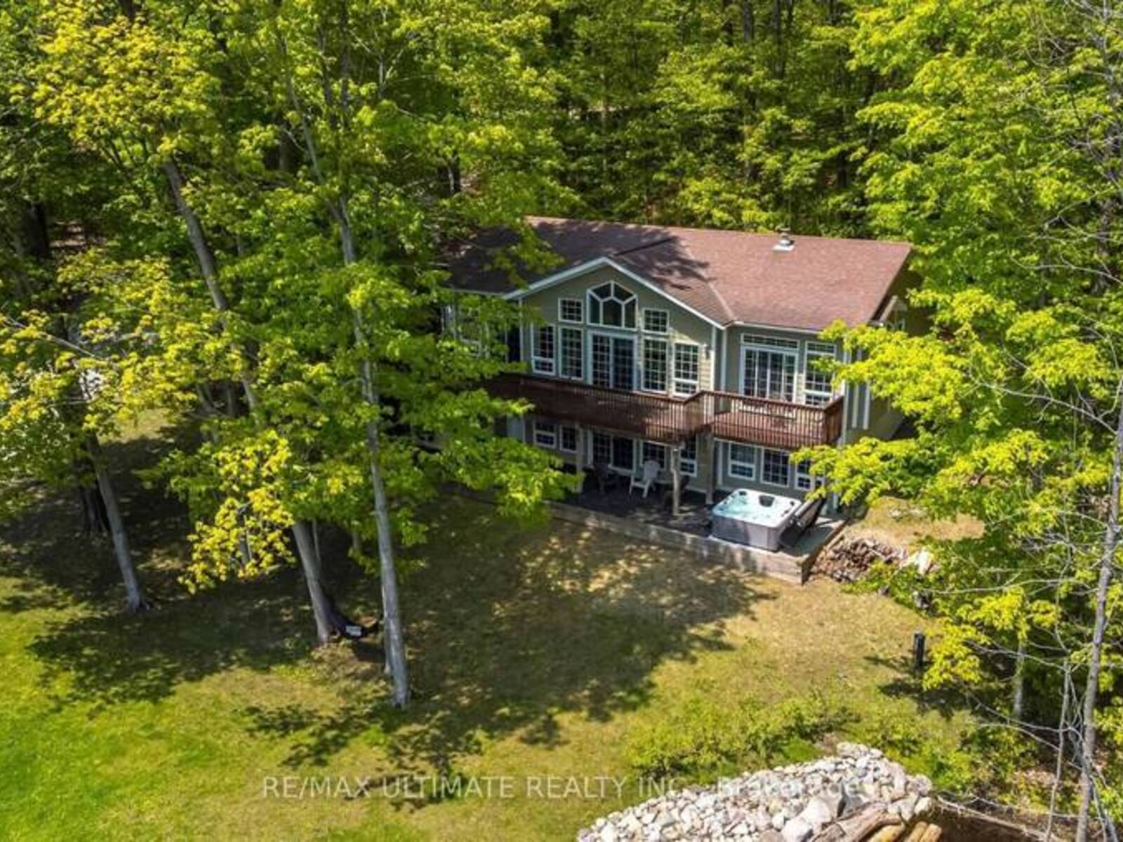 157 FARLAIN LAKE ROAD W, Tiny, Ontario L9M 0B9