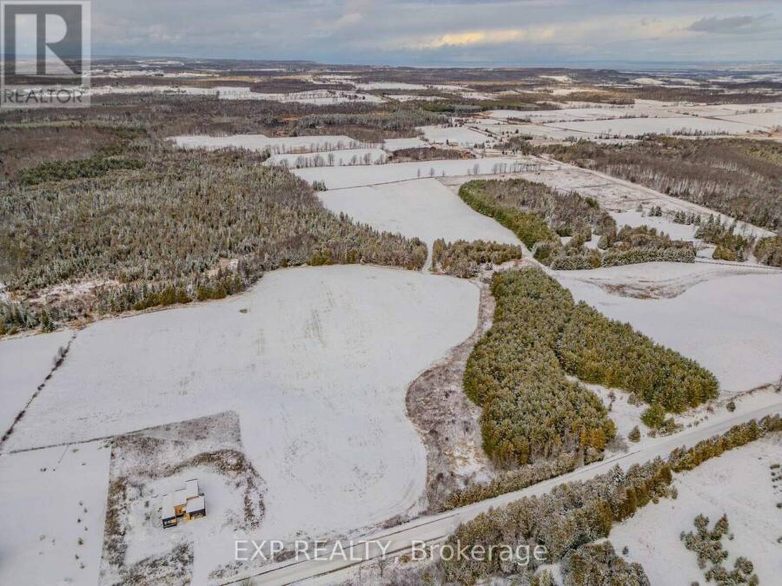 9678 67 SIDE ROAD, Clearview, Ontario L0M 1G0