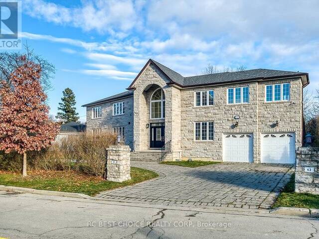 43 MUIR DRIVE Toronto Ontario, M1M 3B5