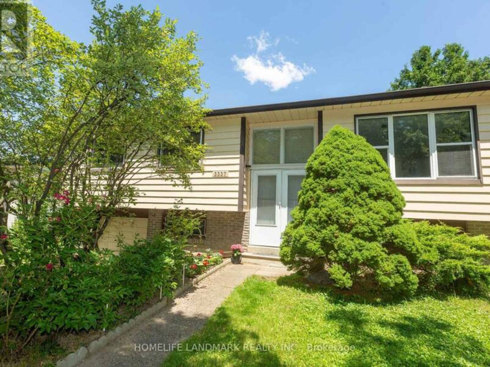 3337 RHONDA VALLEY, Mississauga, Ontario L5A 3G2