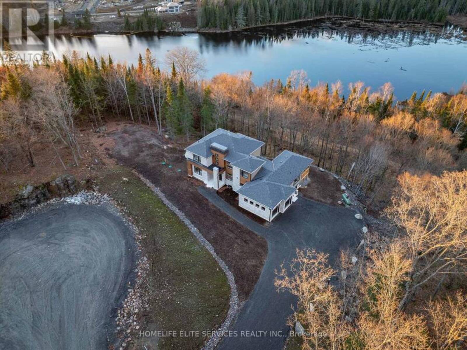 1008 NAPIER COURT, Lake of Bays, Ontario P1H 0K1