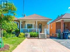 119 BELGRAVIA AVENUE Toronto Ontario, M6E 2M4