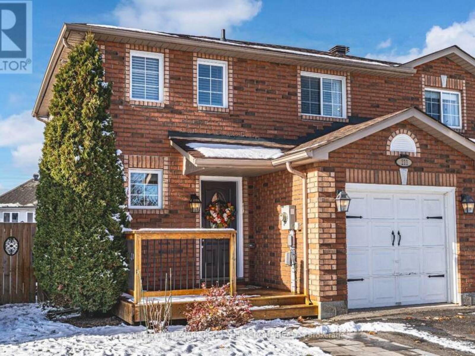 211 NATHAN CRESCENT, Barrie, Ontario L4N 0S3