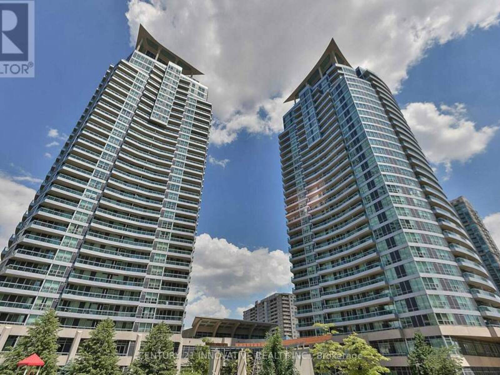 1210 - 33 ELM DRIVE, Mississauga, Ontario L5B 4M2