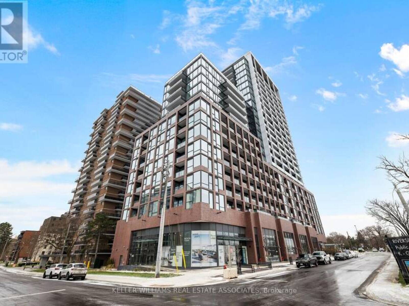 307 - 28 ANN STREET, Mississauga, Ontario M3C 0H5