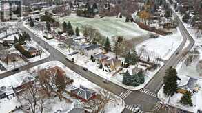 93 QUEEN STREET | Newmarket Ontario | Slide Image Forty